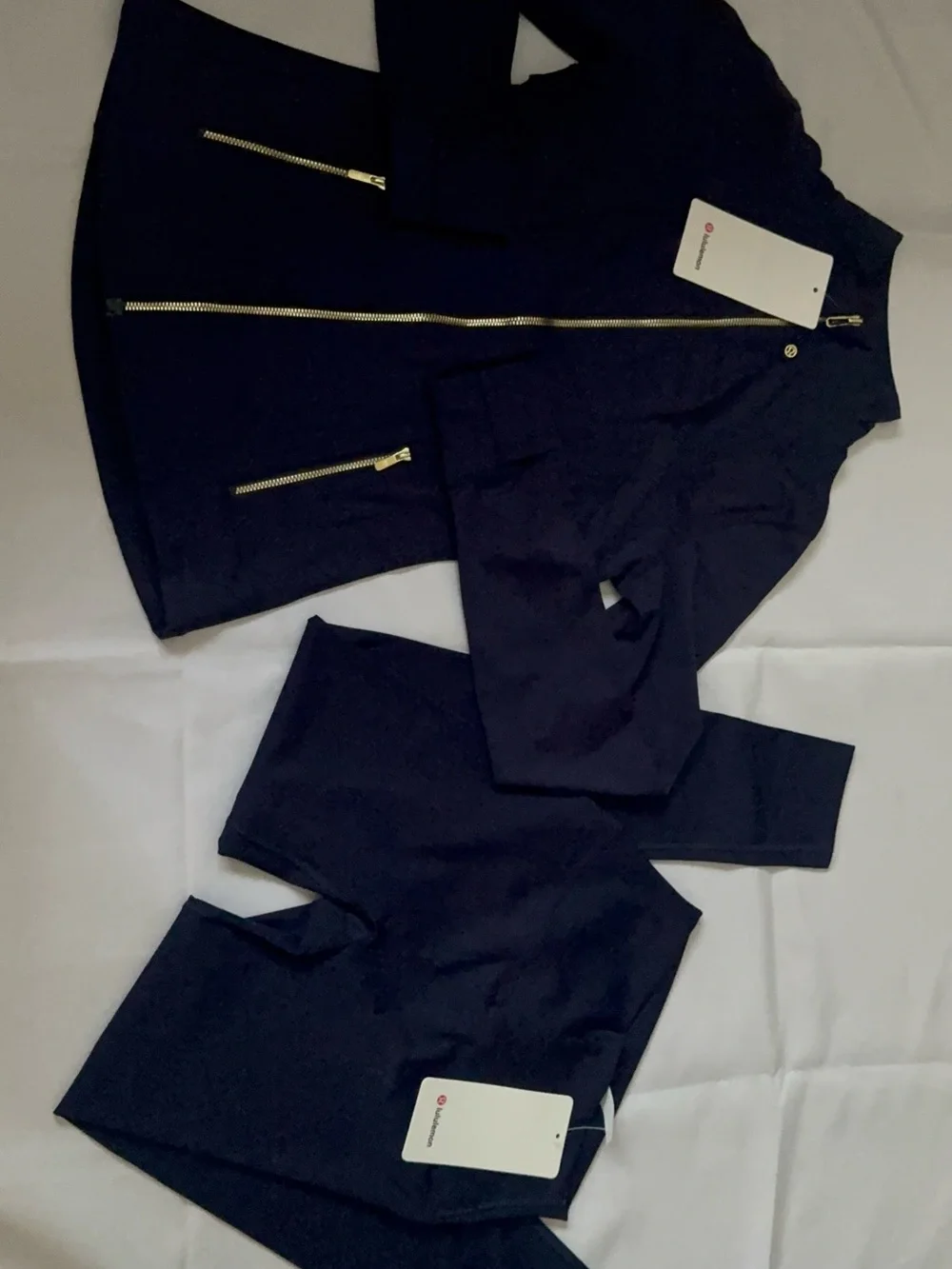 NWT Lululemon Navy Matching Set Size 6 | Jacket & Leggings